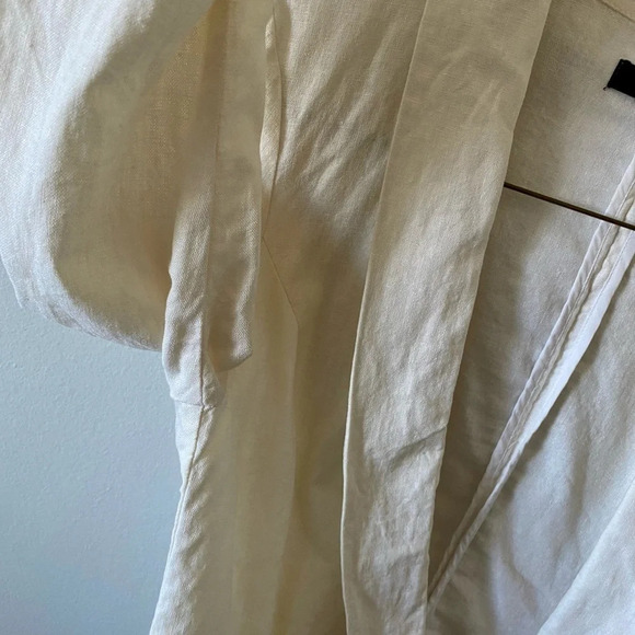 Ivory Linen  LeChateau Blazer - Picture 4 of 8